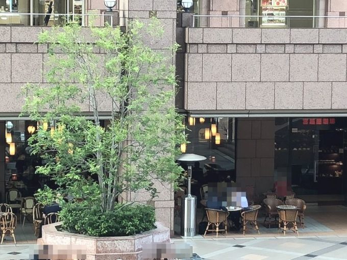 恵比寿ガーデンプレイス 犬連れ利用ルールとペット可レストランカフェ 駐車場 つつじろぐ